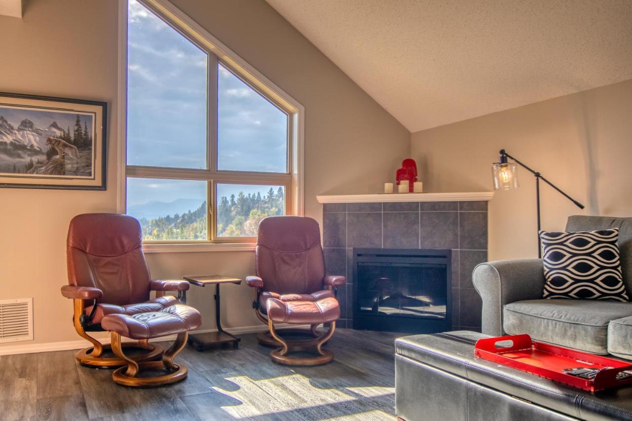 Mountain Getaway Condo - 5 Min Walk To The Beach! 인버미어 외부 사진