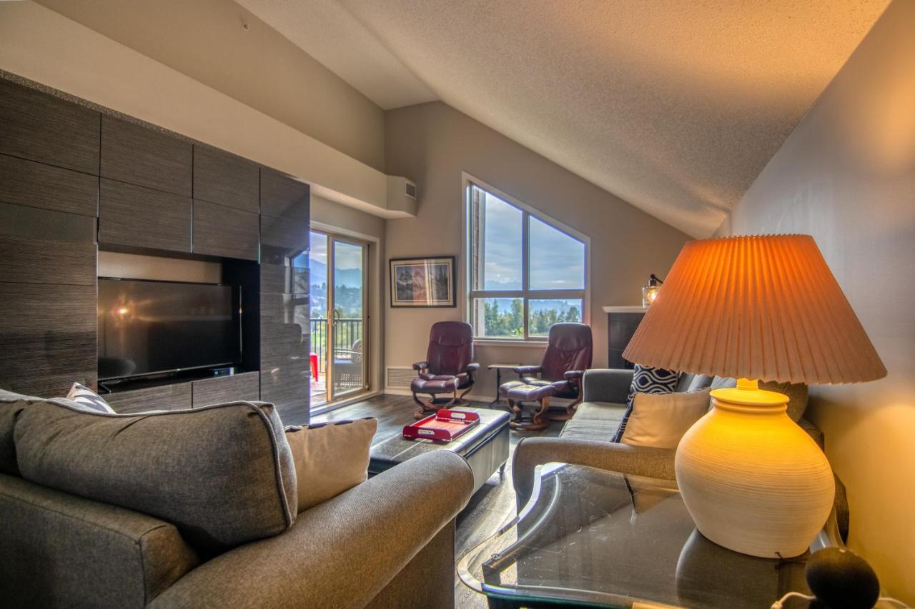 Mountain Getaway Condo - 5 Min Walk To The Beach! 인버미어 외부 사진